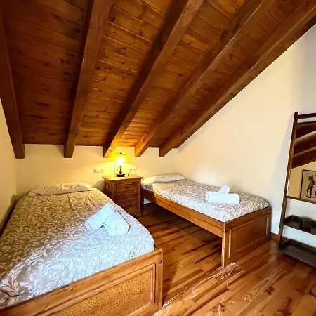 El Duplex De - L'amfitriona * Espot
