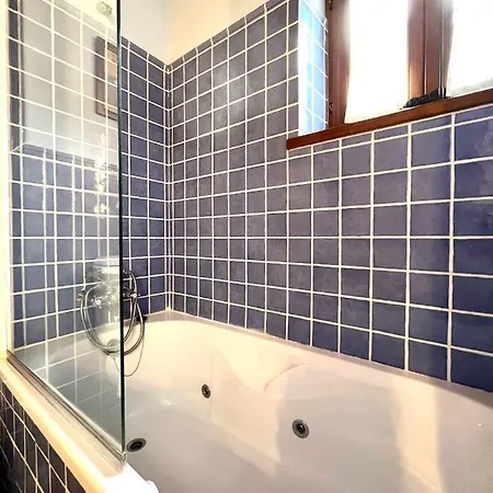 El Duplex De - L'amfitriona Apartman