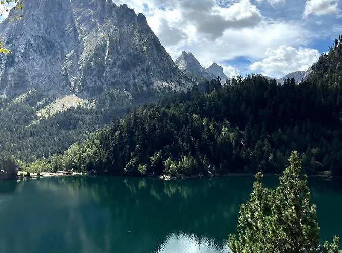 El Duplex De - L'amfitriona Espot